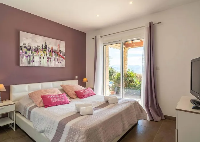 Vue 4 *